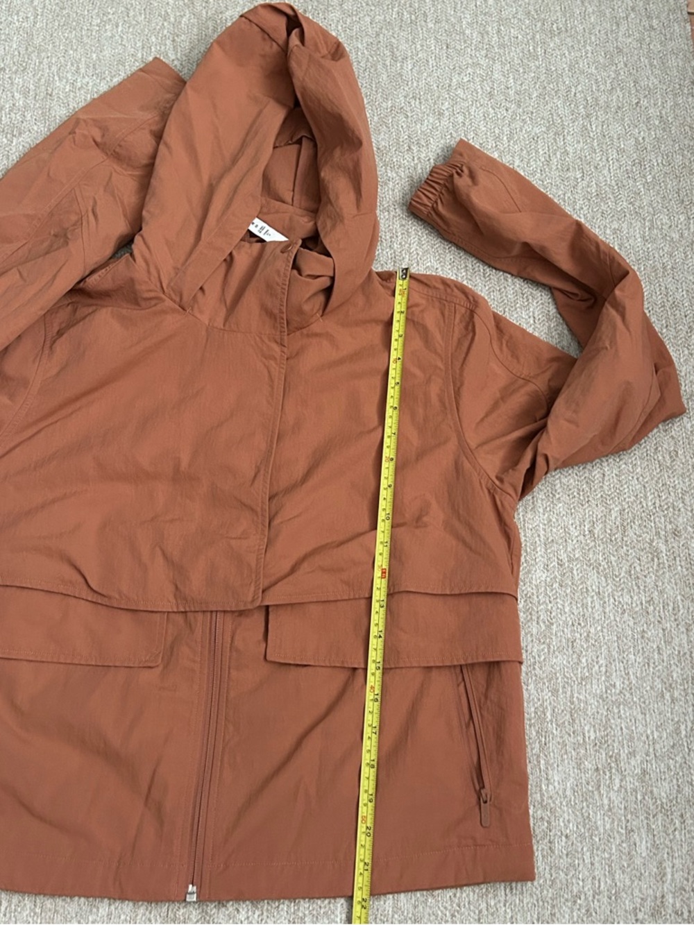 Lululemon Always Effortless Classic-Fit Jacket - Picture 11 of 11